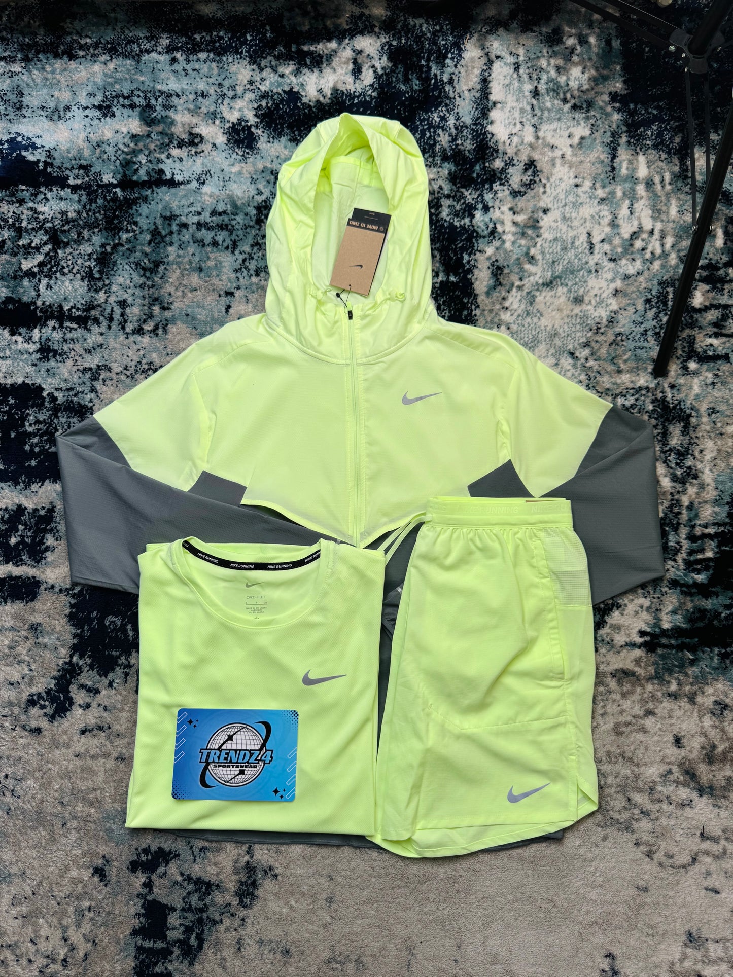 Nike Windbreaker 3 Piece Set - UV Yellow/Grey