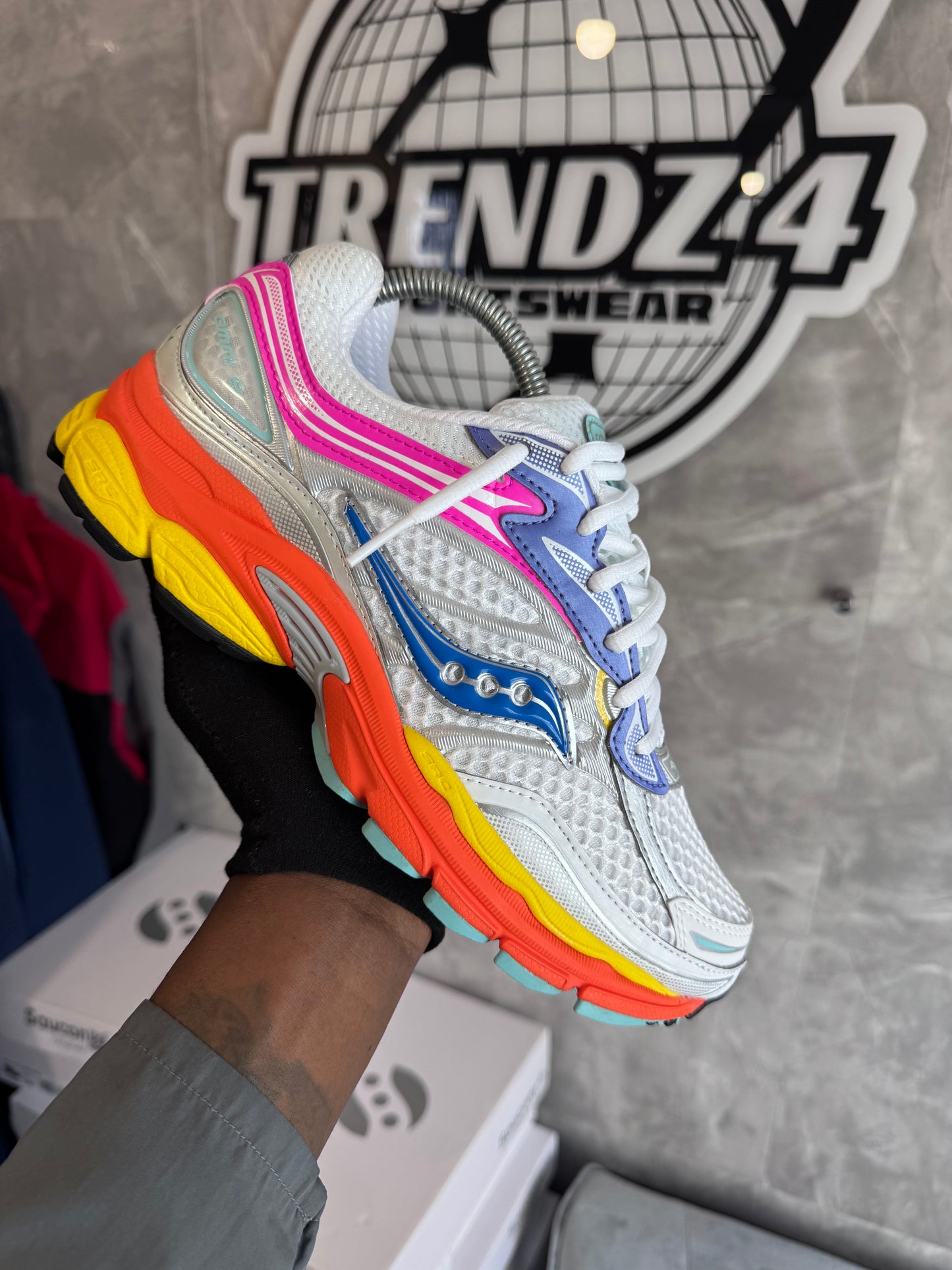 Saucony Omni 9 - Multi White