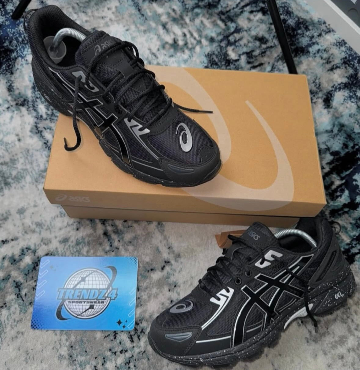 Asics Venture 6 - Triple Black