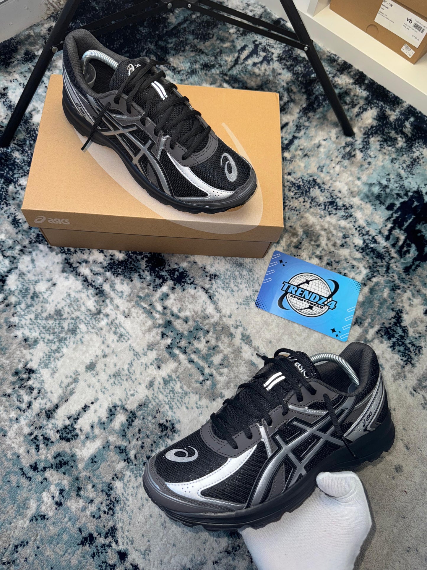 Asics Jog 100s - Black Pure Silver