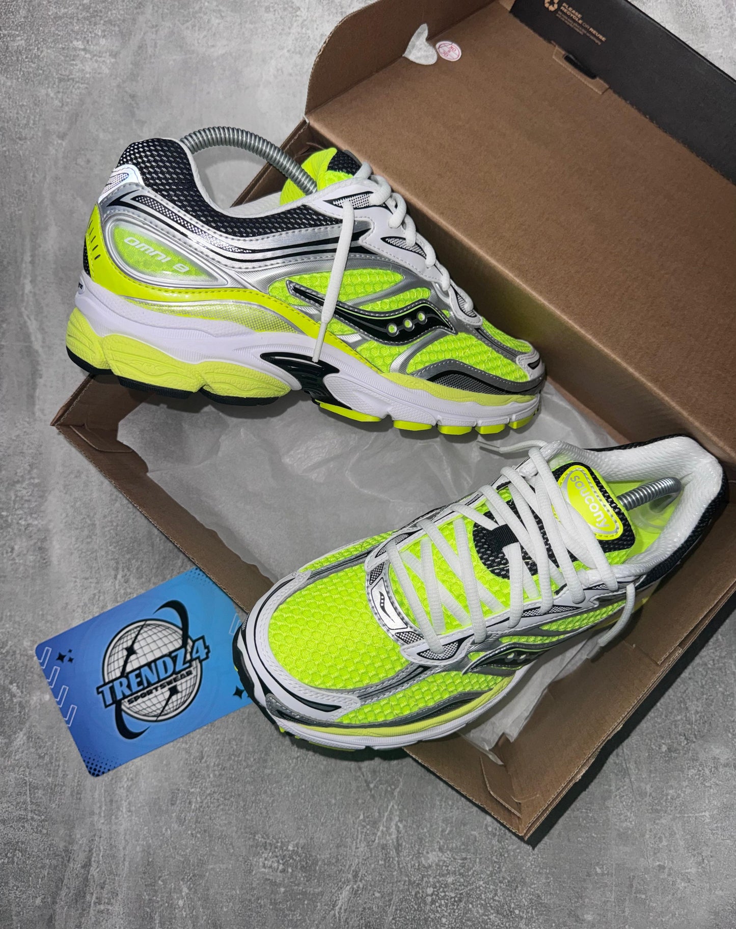 Saucony Omni 9 - Neon