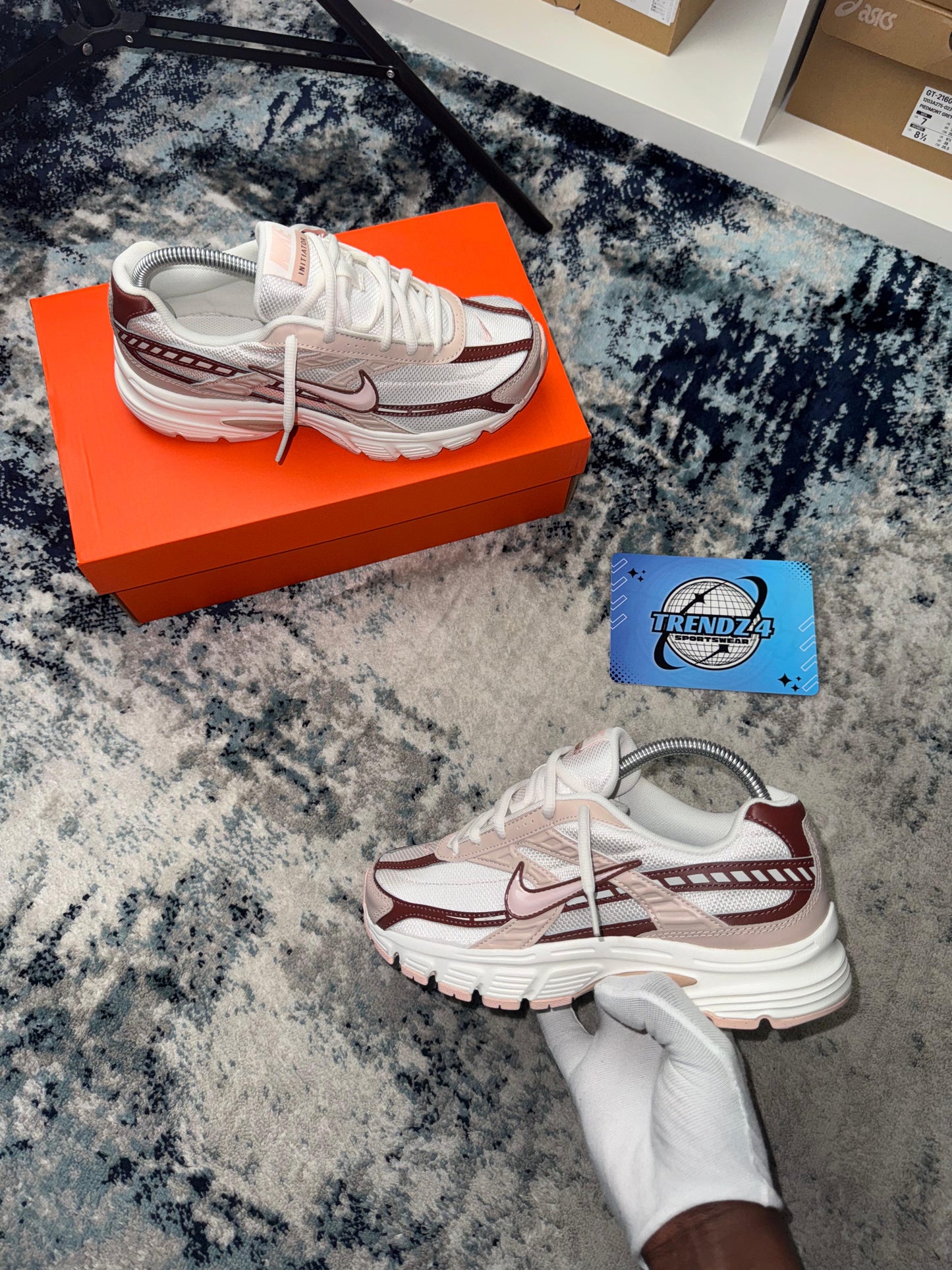 Nike Initiator - Echo Pink