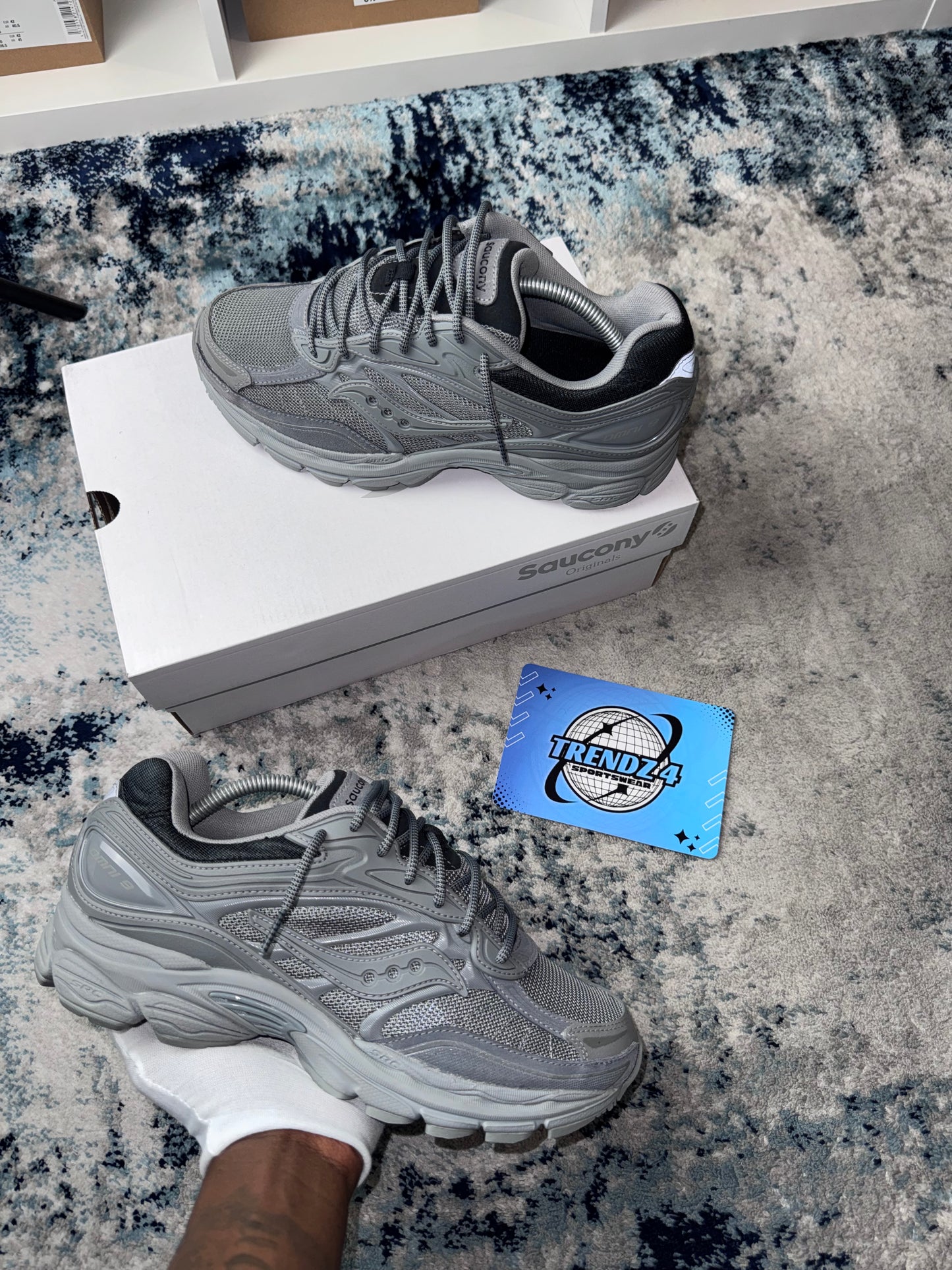 Saucony Pro Grid Omni 9 - Armor