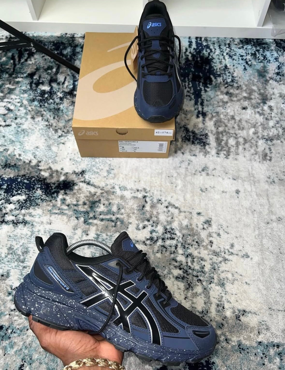 Asics Venture 6 - Black/Navy Blue