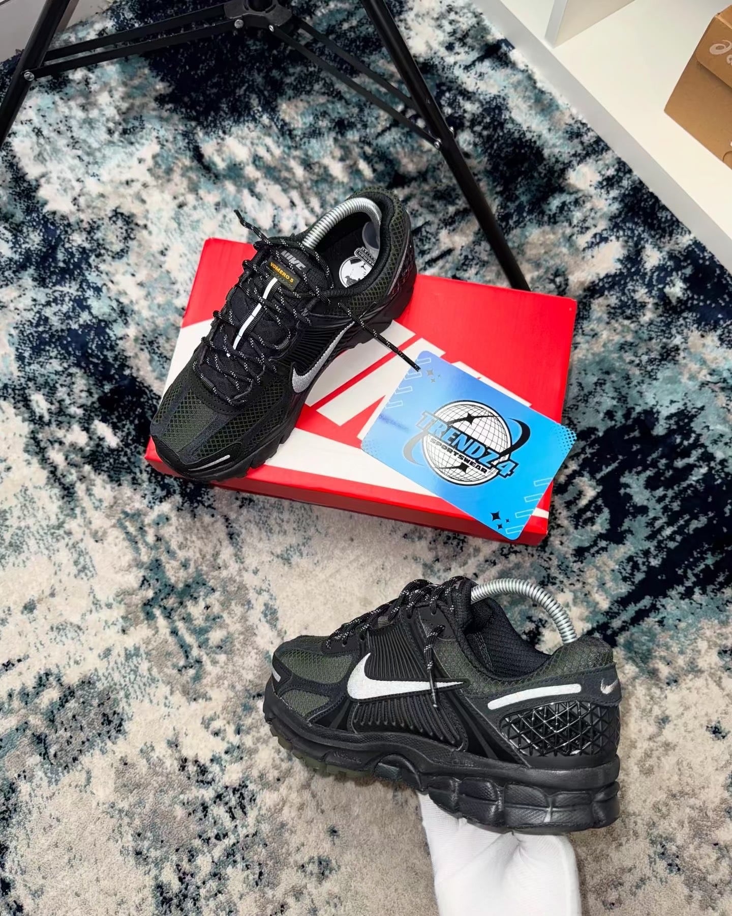Nike Vomero 5 - Black Pewter