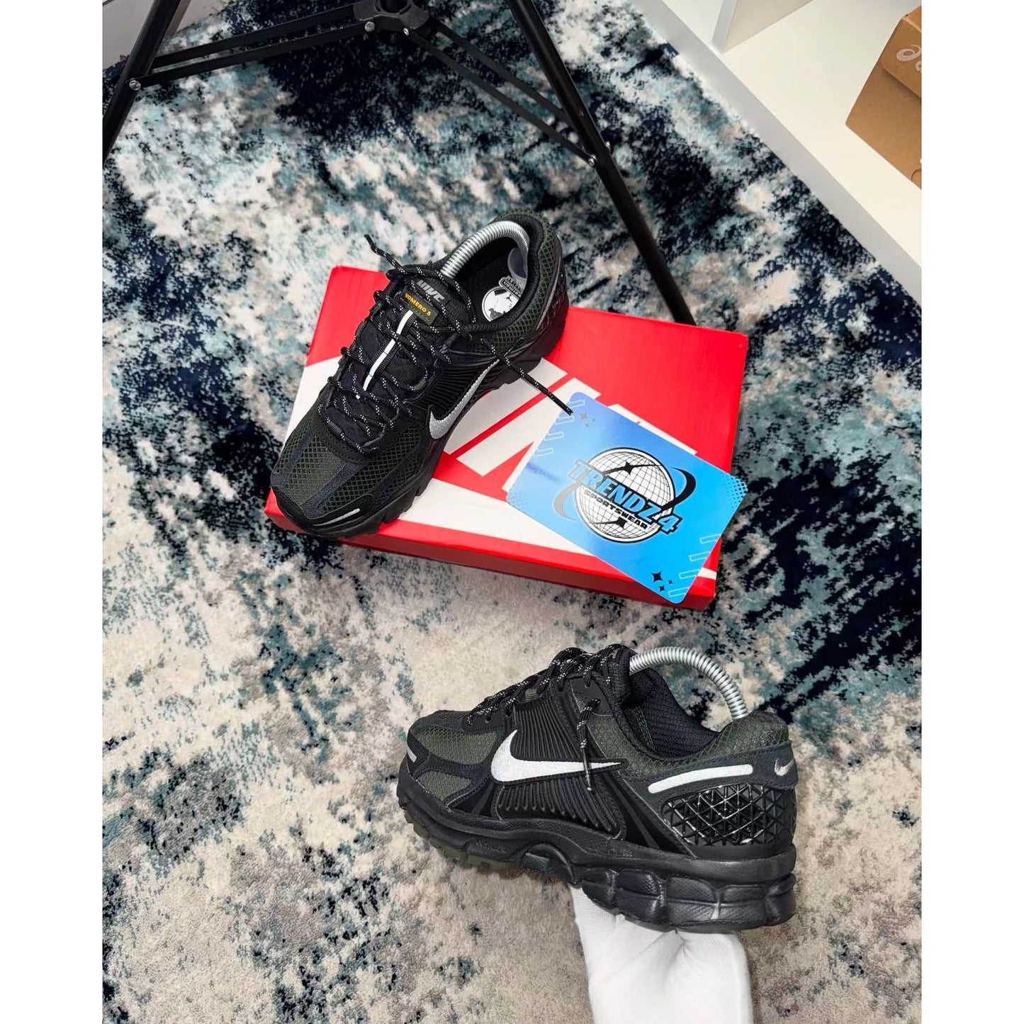 Nike Vomero 5 - Black Pewter