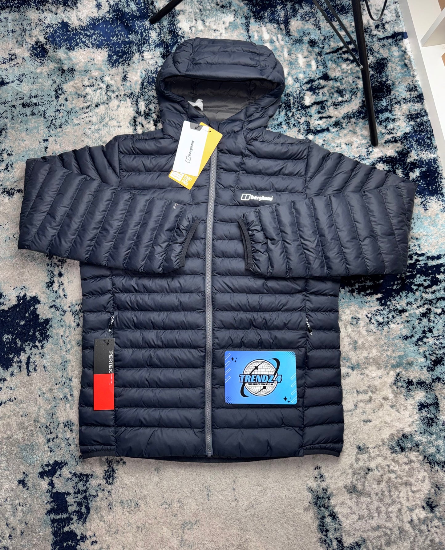 BERGHAUS VASKYE JACKET - NAVY