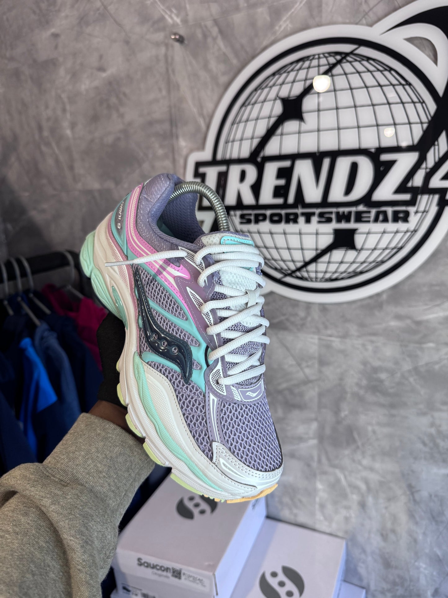 Saucony Omni 9 - Wisteria/Blue