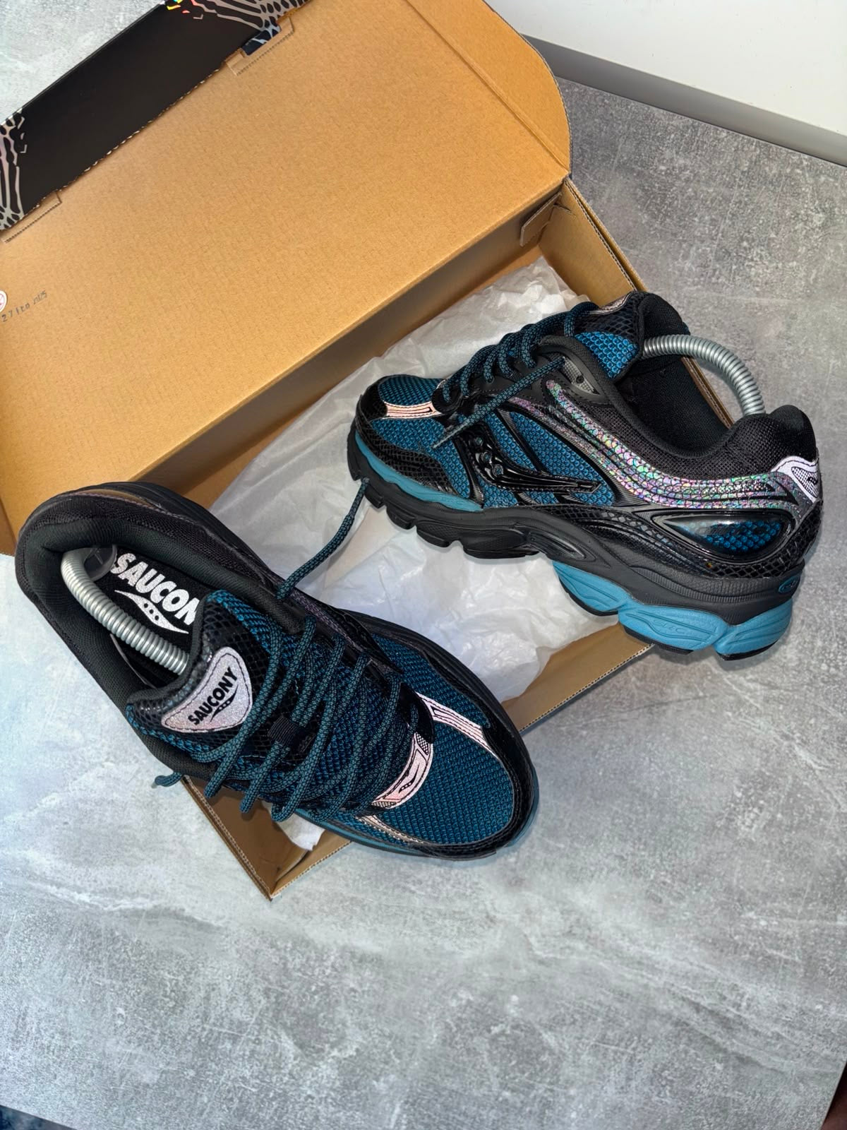 Saucony Omni 9 - Glowaconstrictor Black