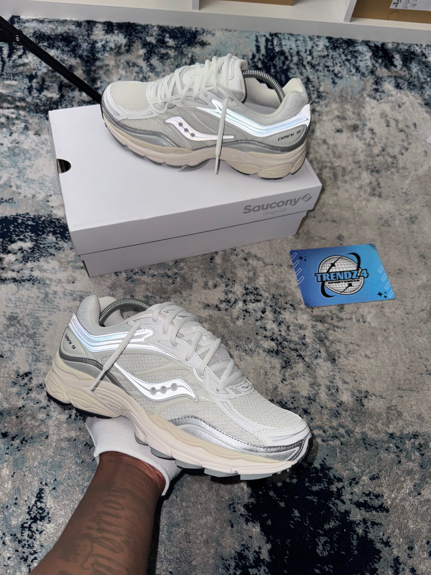 Saucony Pro Grid Omni 9 - White/Silver