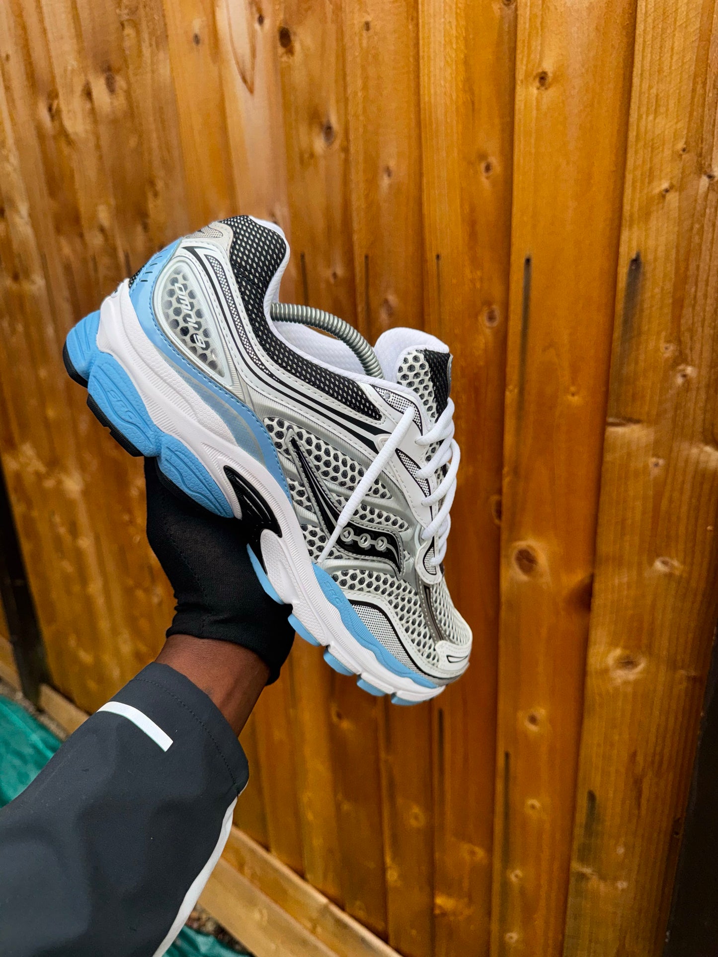 Saucony Omni 9 Blissful/White